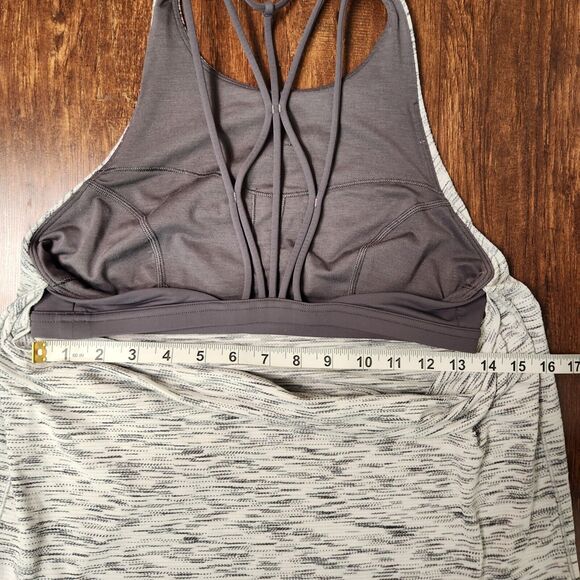 Lululemon Raise The Barre Tank Gray Women's Size 8 Light Grey Luon 2-in-1 - Picture 6 of 9